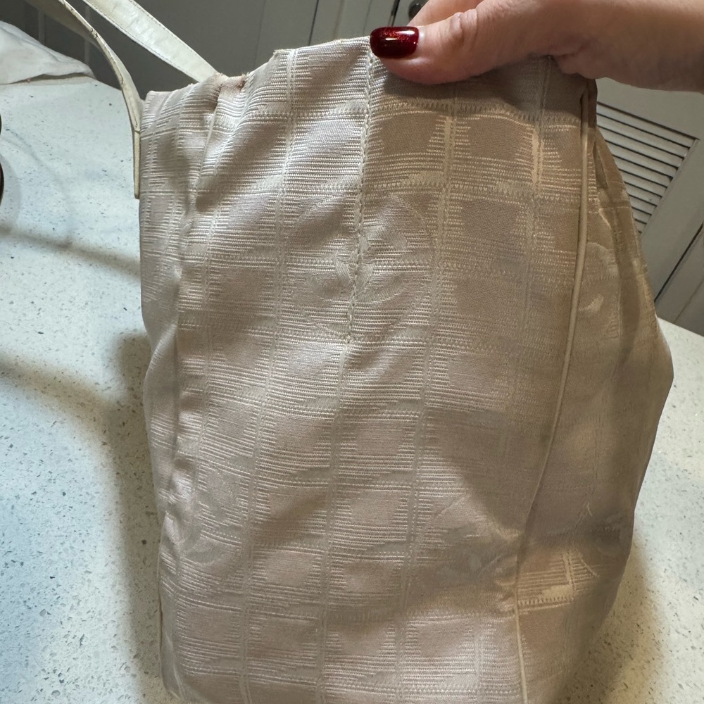🛑 SOLD 🛑 Chanel Vintage Travel Line Tote – Pink, authentic - Picture 6 of 17
